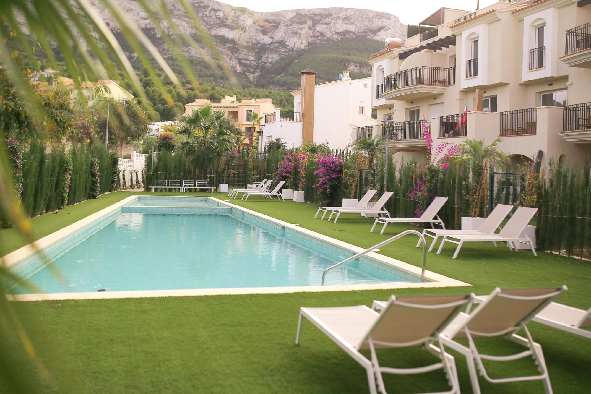 Modern Flat With Montgo View Daire Denia Dış mekan fotoğraf