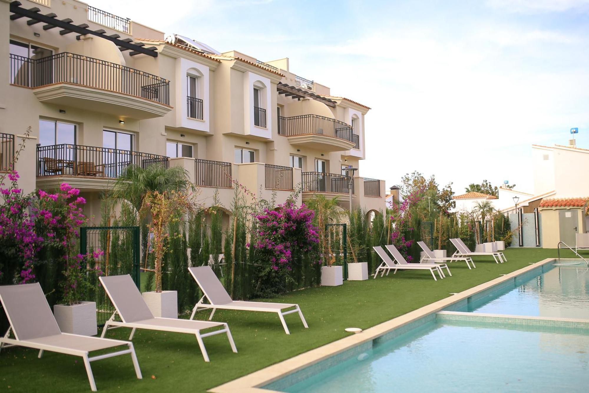 Modern Flat With Montgo View Daire Denia Dış mekan fotoğraf